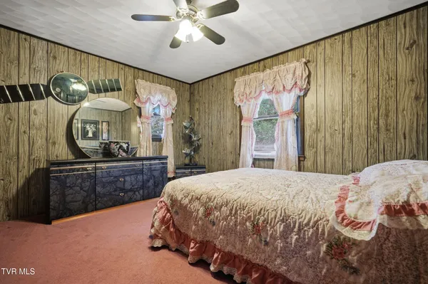 $215,000 | 10388 Helen Henderson Highway, Honaker, VA 24260