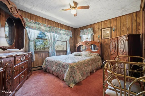 $215,000 | 10388 Helen Henderson Highway, Honaker, VA 24260