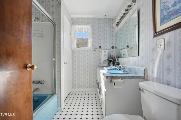 $215,000 | 10388 Helen Henderson Highway, Honaker, VA 24260