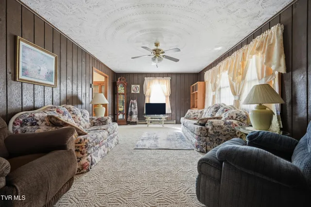 $239,985 | 10388 Helen Henderson Highway, Honaker, VA 24260