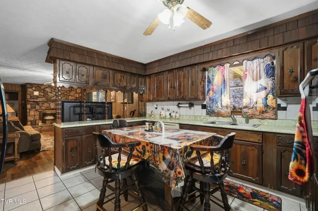 $239,985 | 10388 Helen Henderson Highway, Honaker, VA 24260