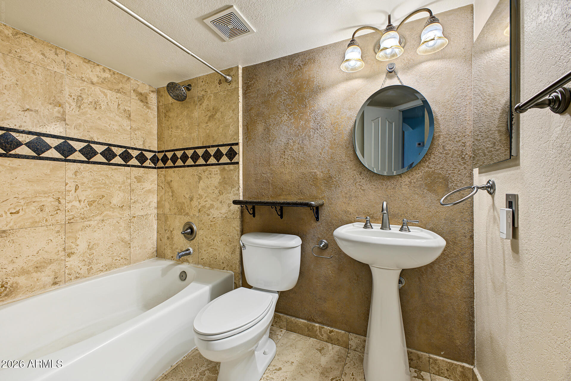 3235 East Camelback Road, Unit 124 Phoenix, AZ 85018 - Photo 19 of 29 19-Camelback
