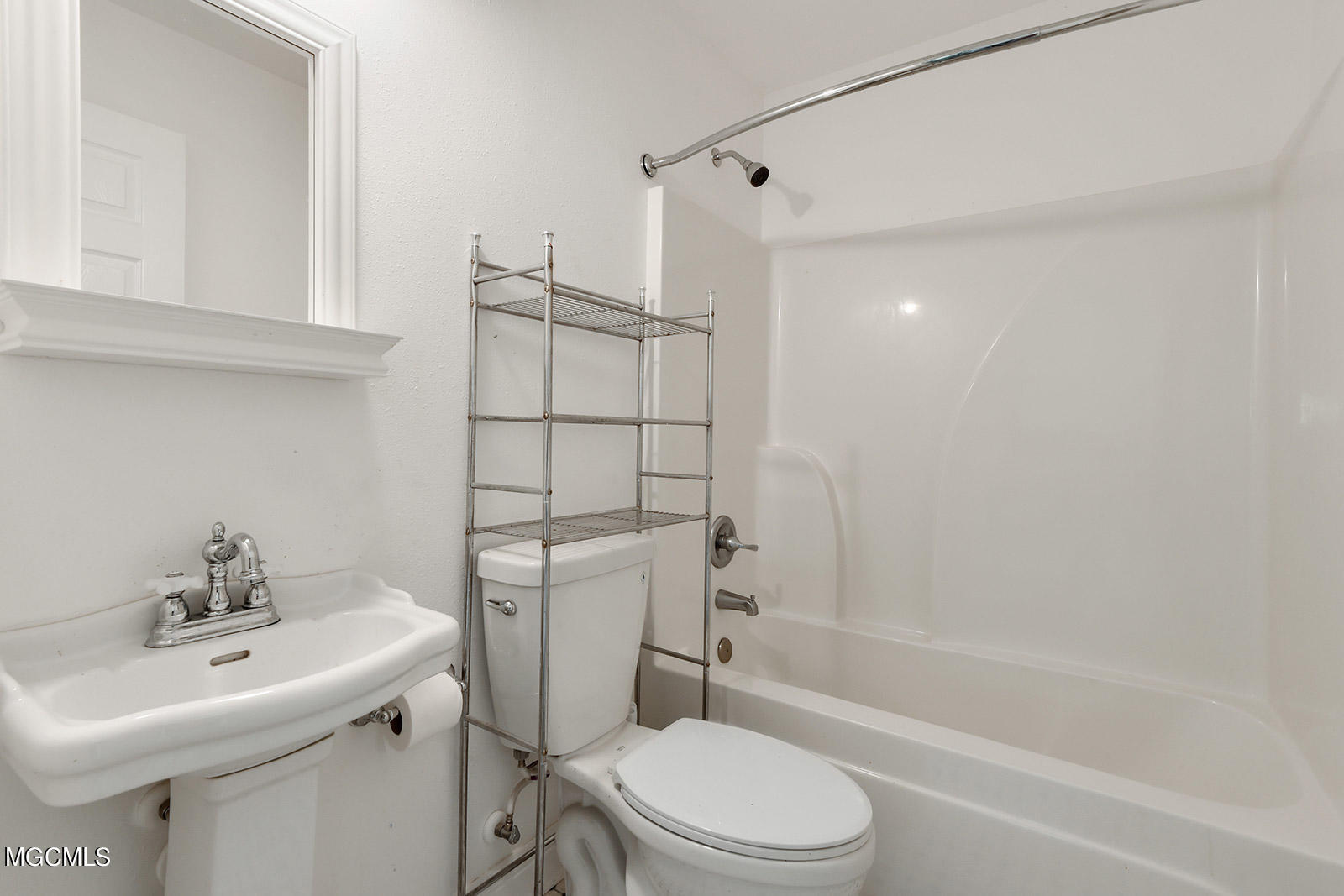 11102 County Farm Road Gulfport, MS 39503 - Photo 14 of 15 014_1600x1067_mls