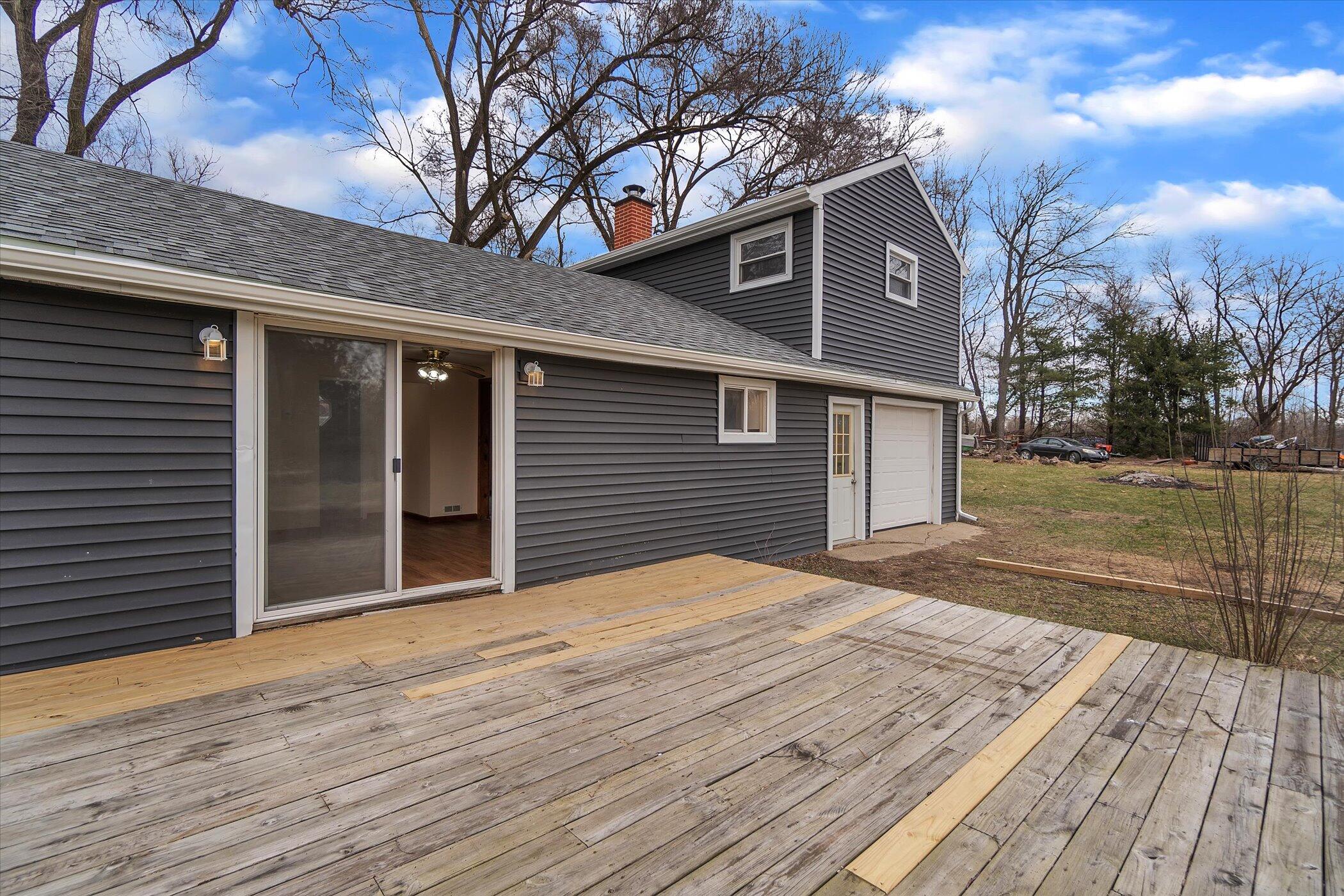2991 South Meridian Road Jackson, MI 49203 - Photo 6 of 35 06-2991-S-Meridian-Rd-WindowStill-Real-E