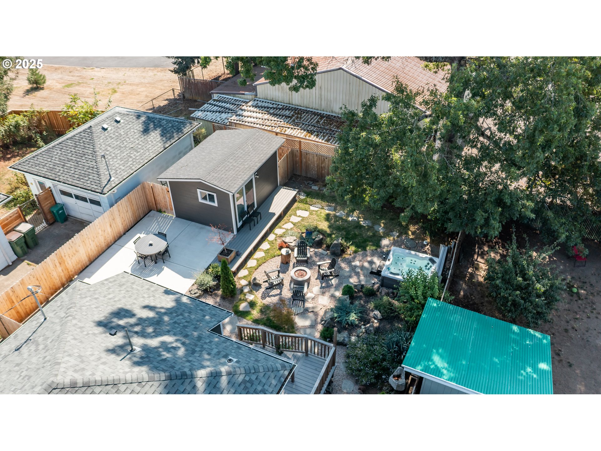 206 East 5th Street Newberg, OR 97132 - Photo 34 of 48 a picture of city view