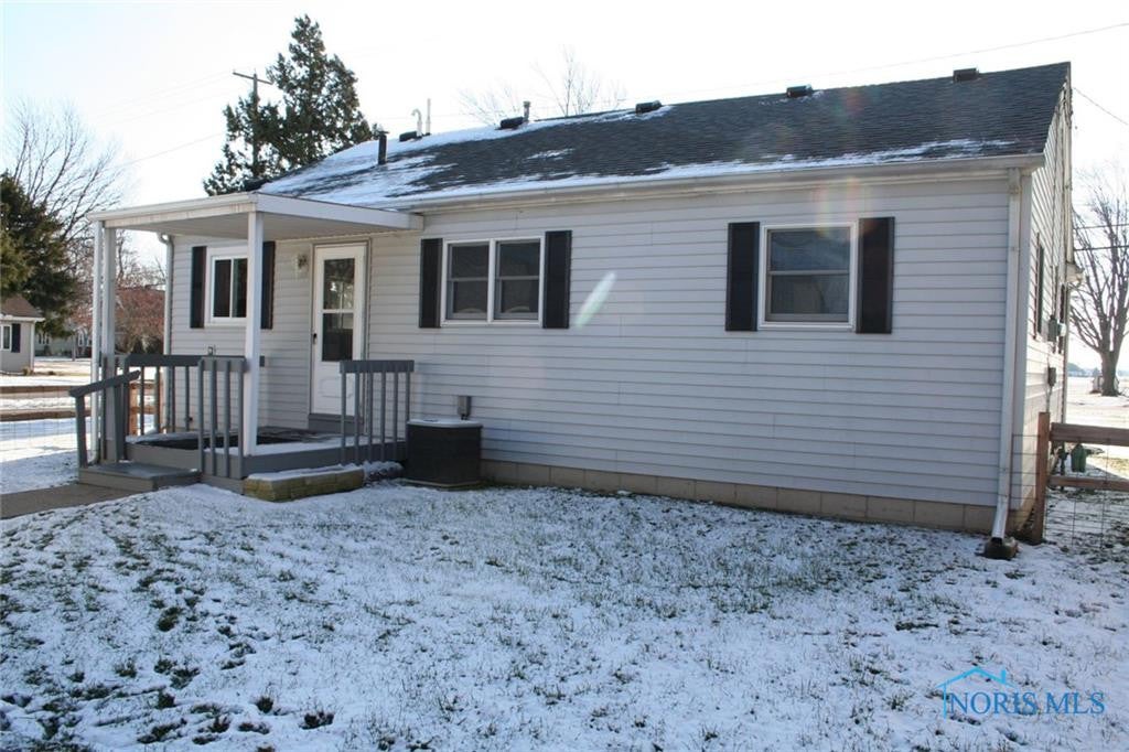 5055 Bay Shore Road Oregon, OH 43616 - Photo 12 of 23 Gallery Image 12