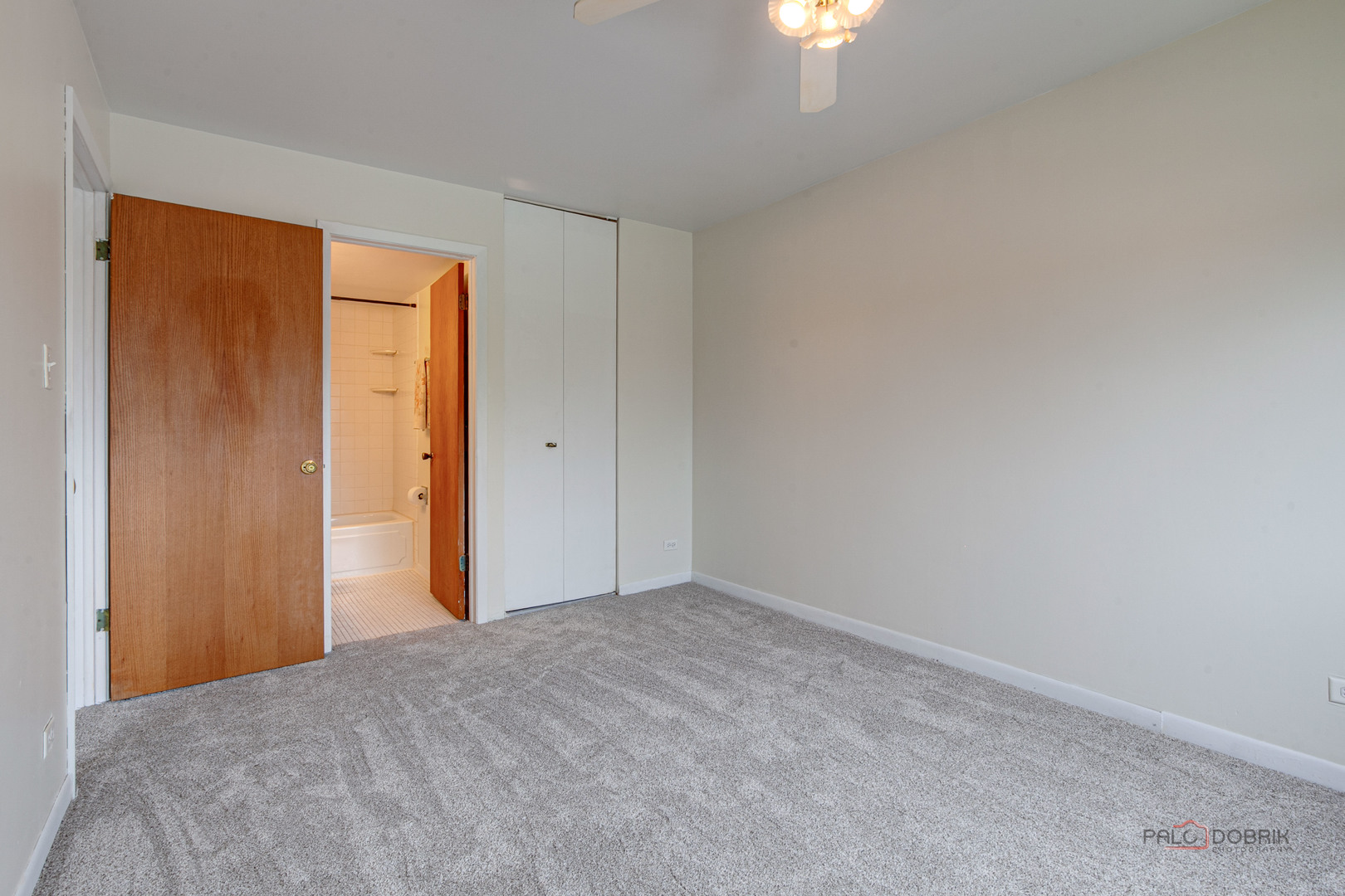 625 West Huntington Commons Road, Unit 208 Mount Prospect, IL 60056 - Photo 13 of 22