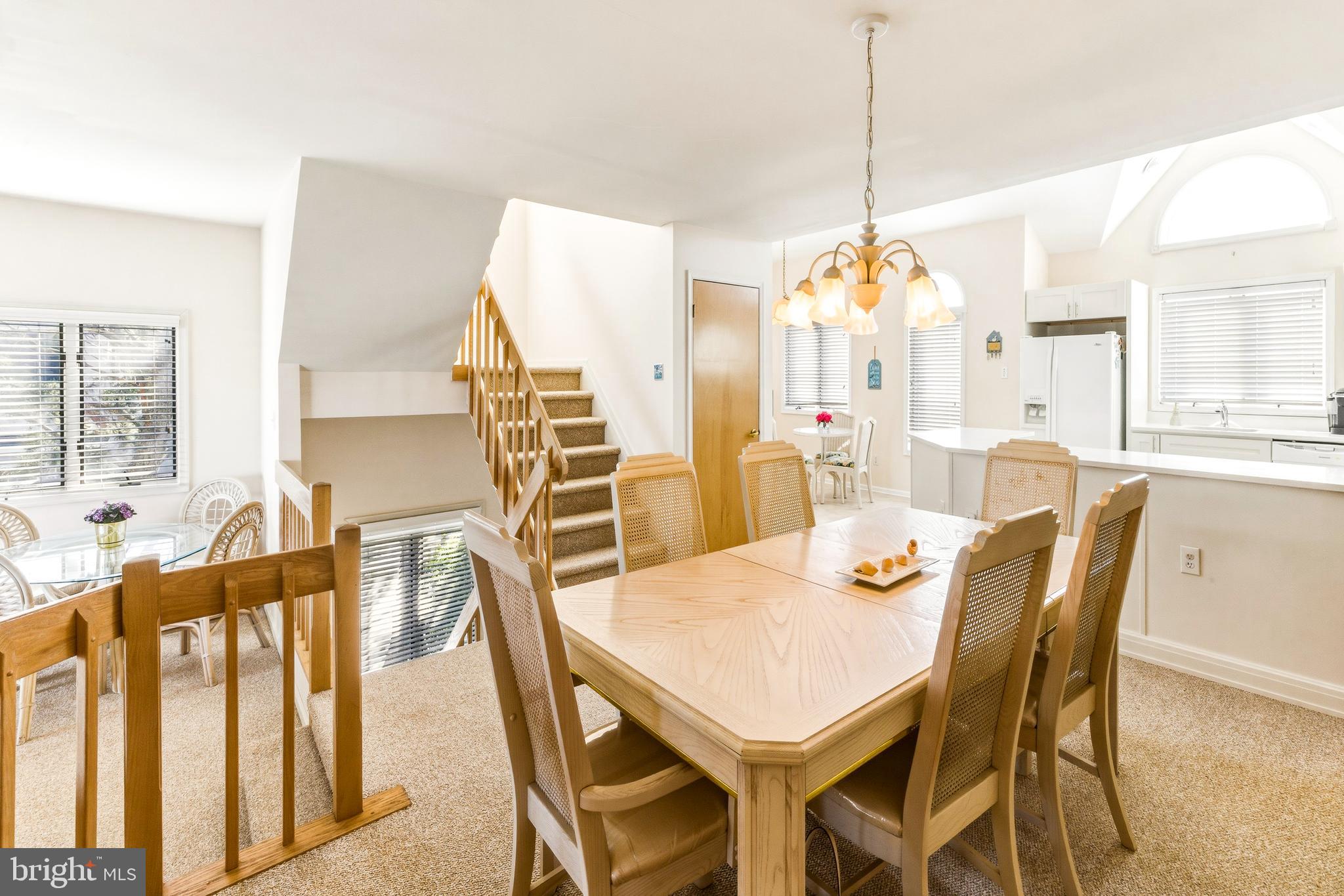 301 Gull Cove Brigantine, NJ 08203 - Photo 20 of 40 a dining room with furniture and window