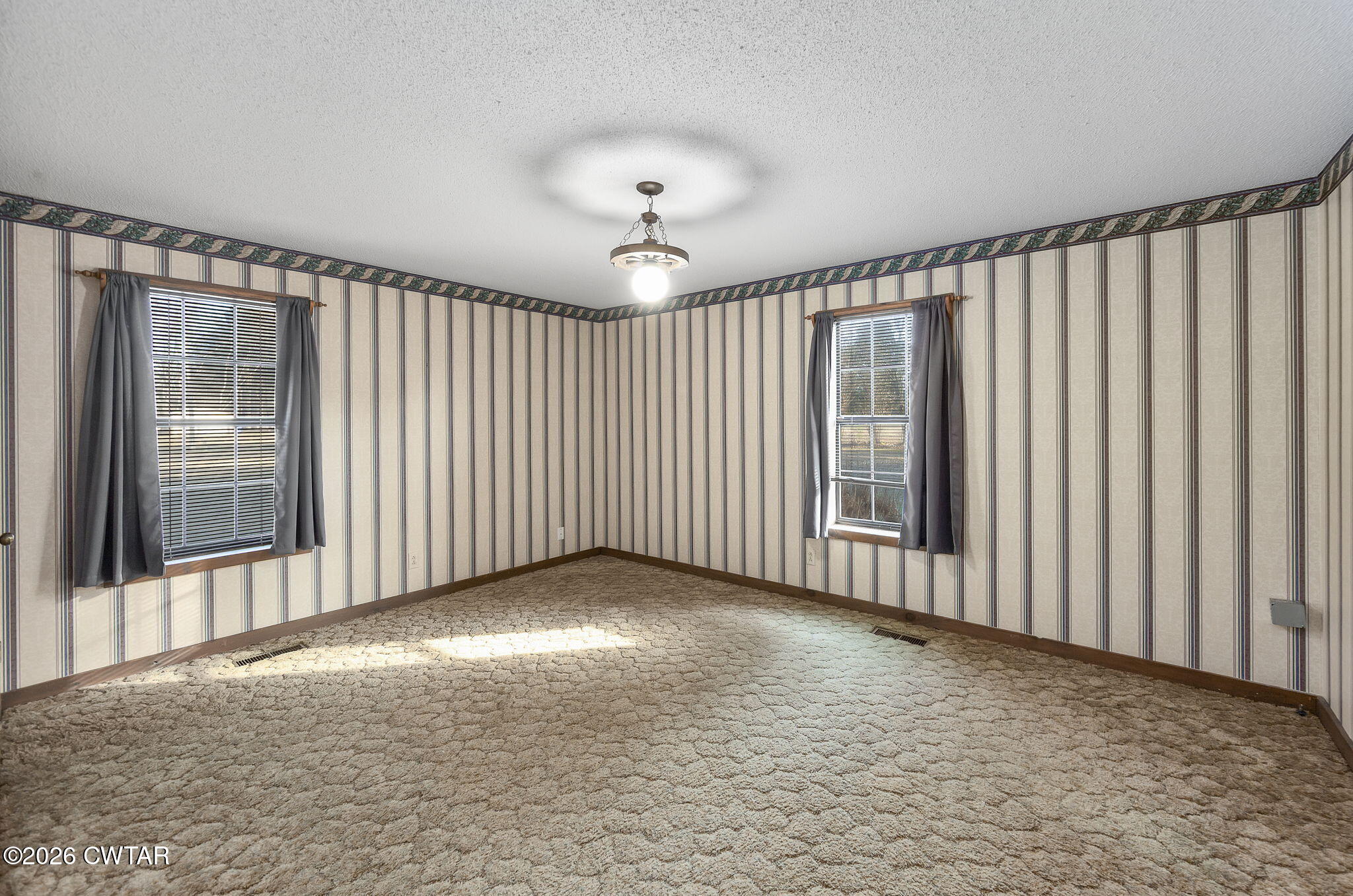250 Collins Road Dresden, TN 38225 - Photo 5 of 43 a view of a livingroom with a porch