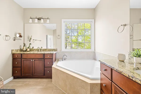 $990,990 | 47772 Scotsborough Square, Sterling, VA 20165