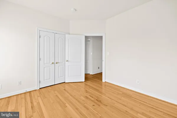 $990,990 | 47772 Scotsborough Square, Sterling, VA 20165