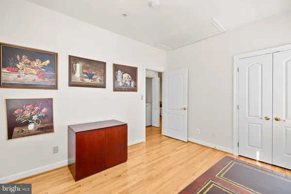 $990,990 | 47772 Scotsborough Square, Sterling, VA 20165