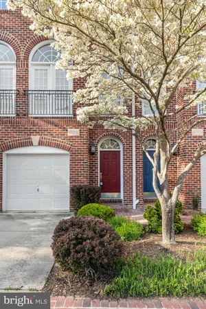 $990,990 | 47772 Scotsborough Square, Sterling, VA 20165
