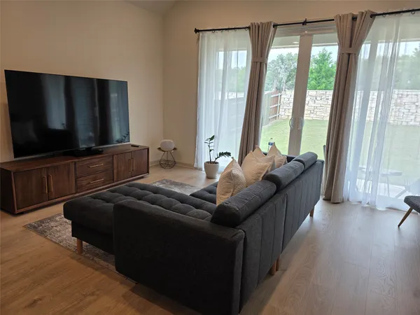 $2,300 | 2041 Rosin Jaw Walk, Leander, TX 78641