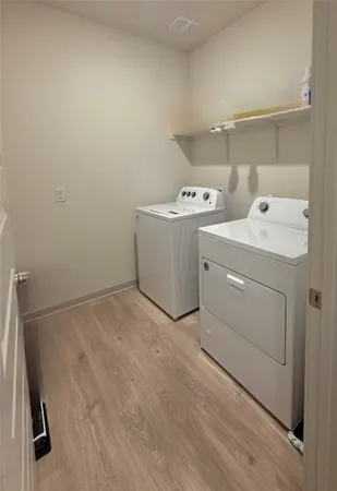 $2,300 | 2041 Rosin Jaw Walk, Leander, TX 78641