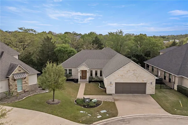 $749,900 | 3208 Laurel Trace Court, Bryan, TX 77807