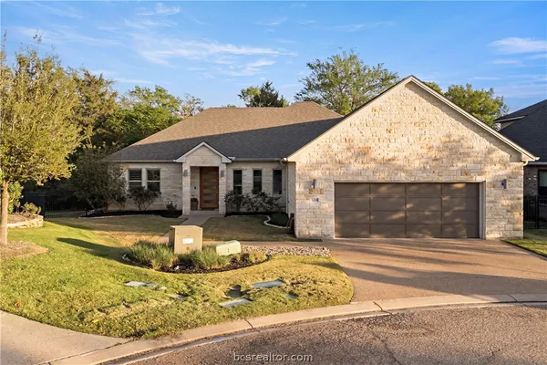$749,900 | 3208 Laurel Trace Court, Bryan, TX 77807