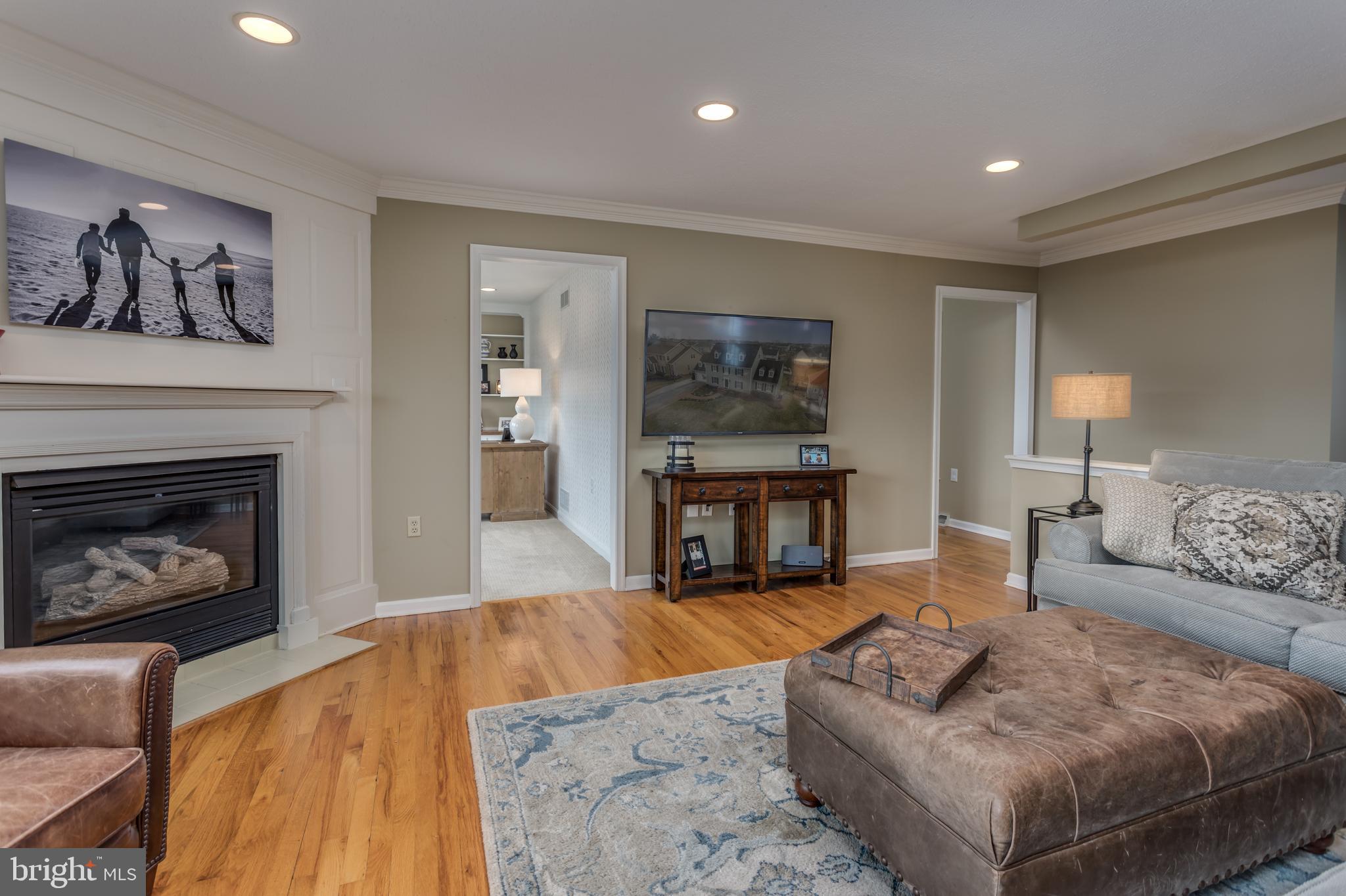 299 Huntersridge Road Winchester, VA 22602 - Photo 10 of 55 Family Room w/ Hard wood Floors