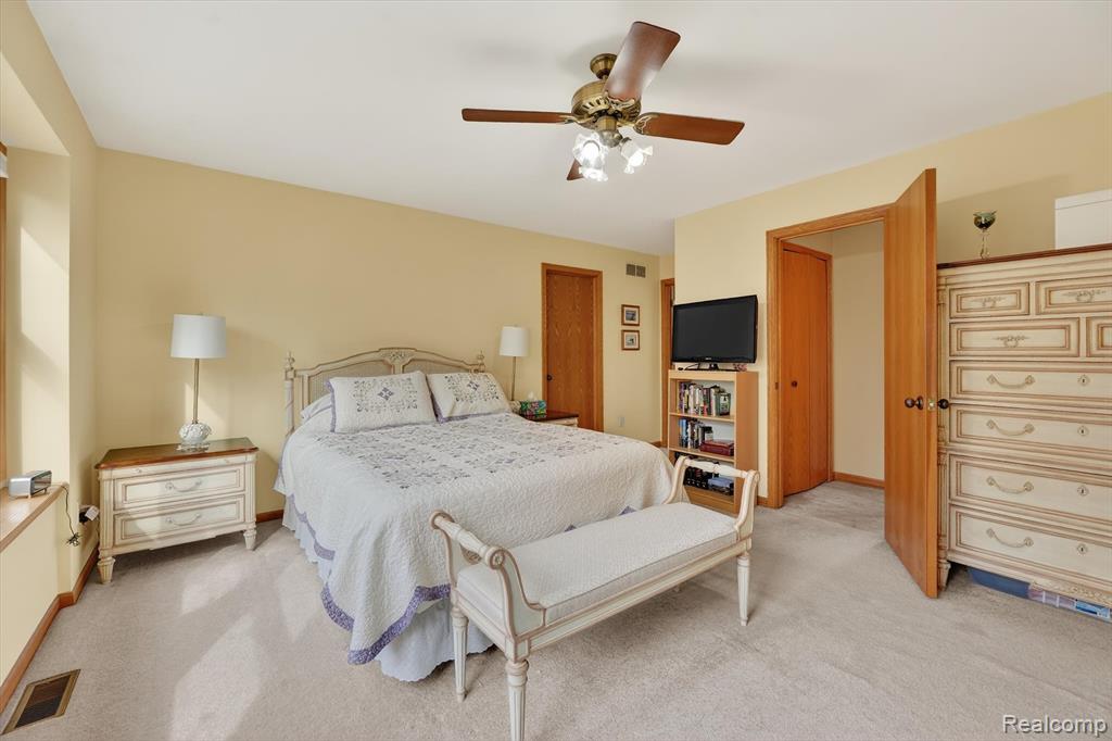 7798 Lee Road Brighton, MI 48116 - Photo 24 of 49