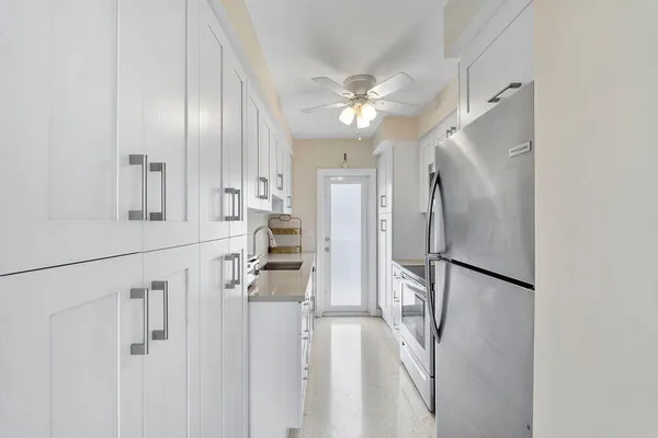 $2,500 | 1221 Hillsboro Mile, Unit 43B, Hillsboro Beach, FL 33064
