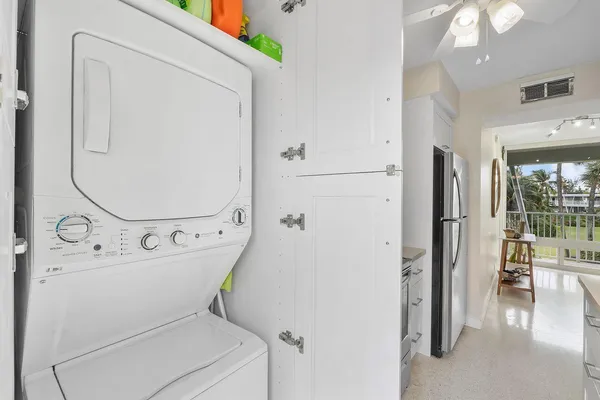$2,500 | 1221 Hillsboro Mile, Unit 43B, Hillsboro Beach, FL 33064