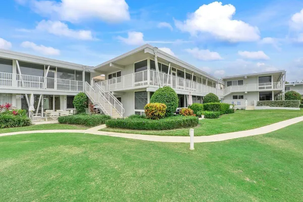 $2,500 | 1221 Hillsboro Mile, Unit 43B, Hillsboro Beach, FL 33064
