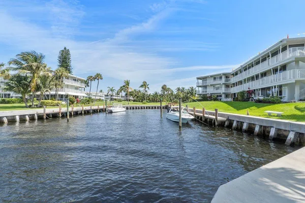 $2,500 | 1221 Hillsboro Mile, Unit 43B, Hillsboro Beach, FL 33064