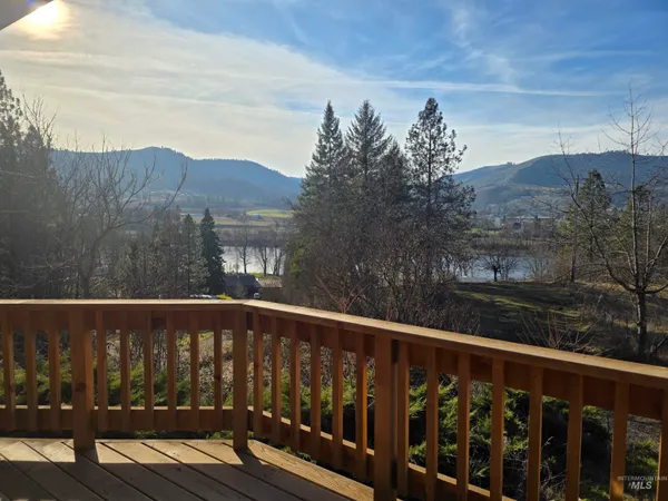 $659,000 | 4157 Highway 12, Kamiah, ID 83536