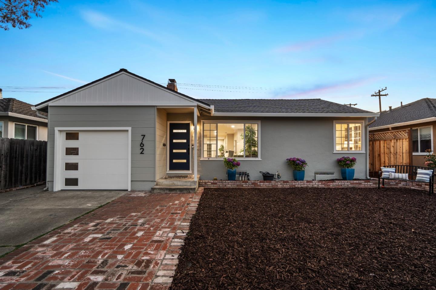 a front view of house with yard