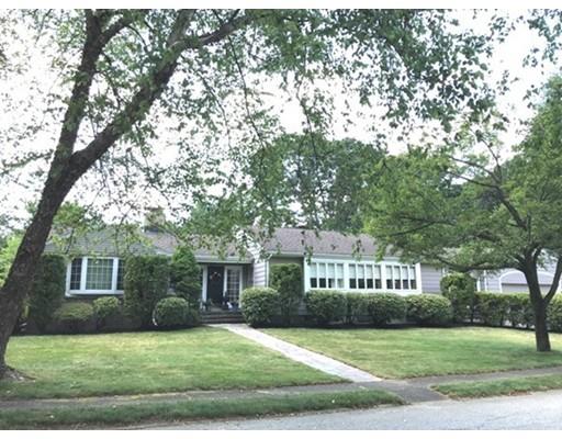 2 Longbow Road Lynnfield, MA 01940 - Photo 1 of 37 Gallery Image 1