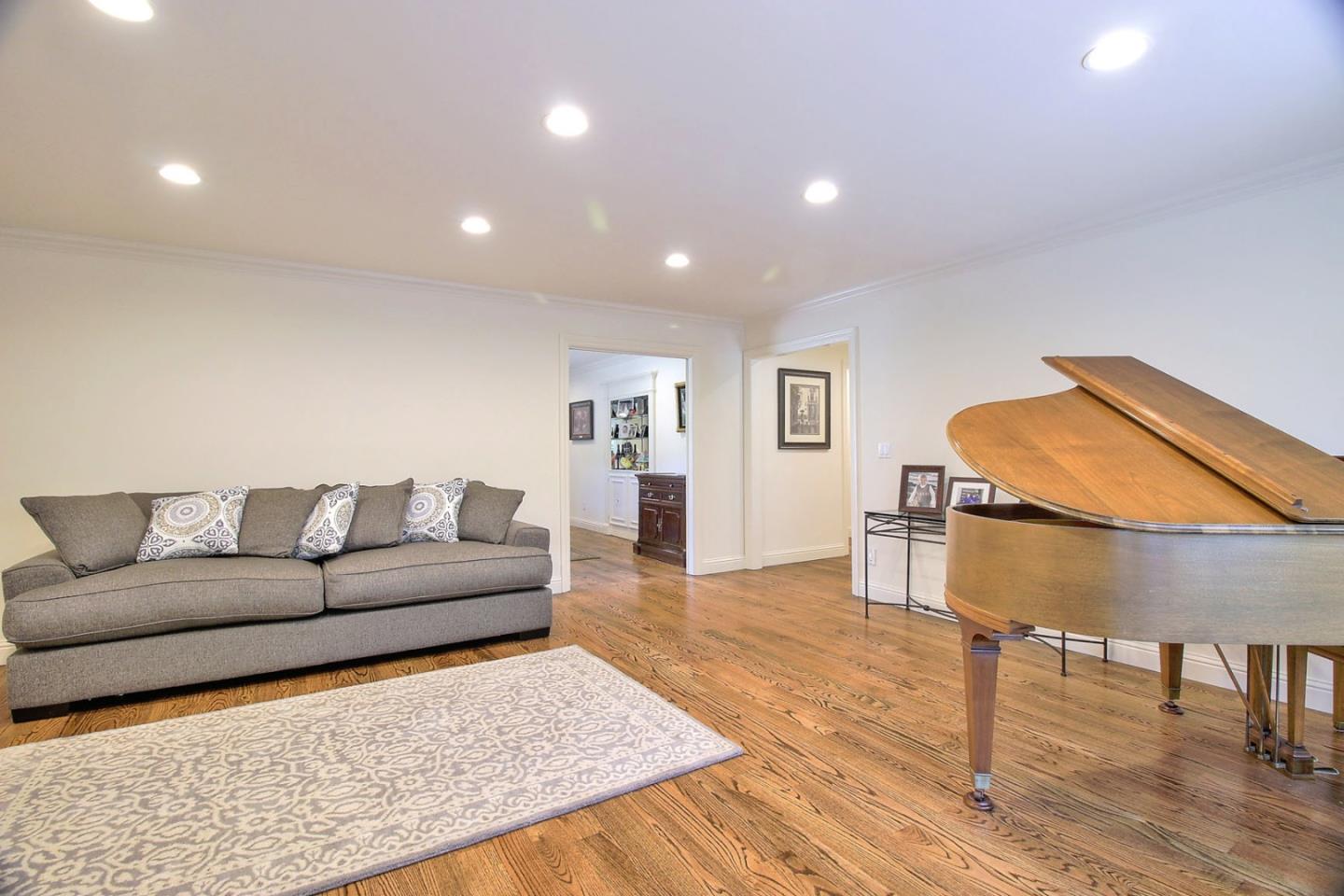 126 Littlefield Road Monterey, CA 93940 - Photo 7 of 41 Gallery Image 7