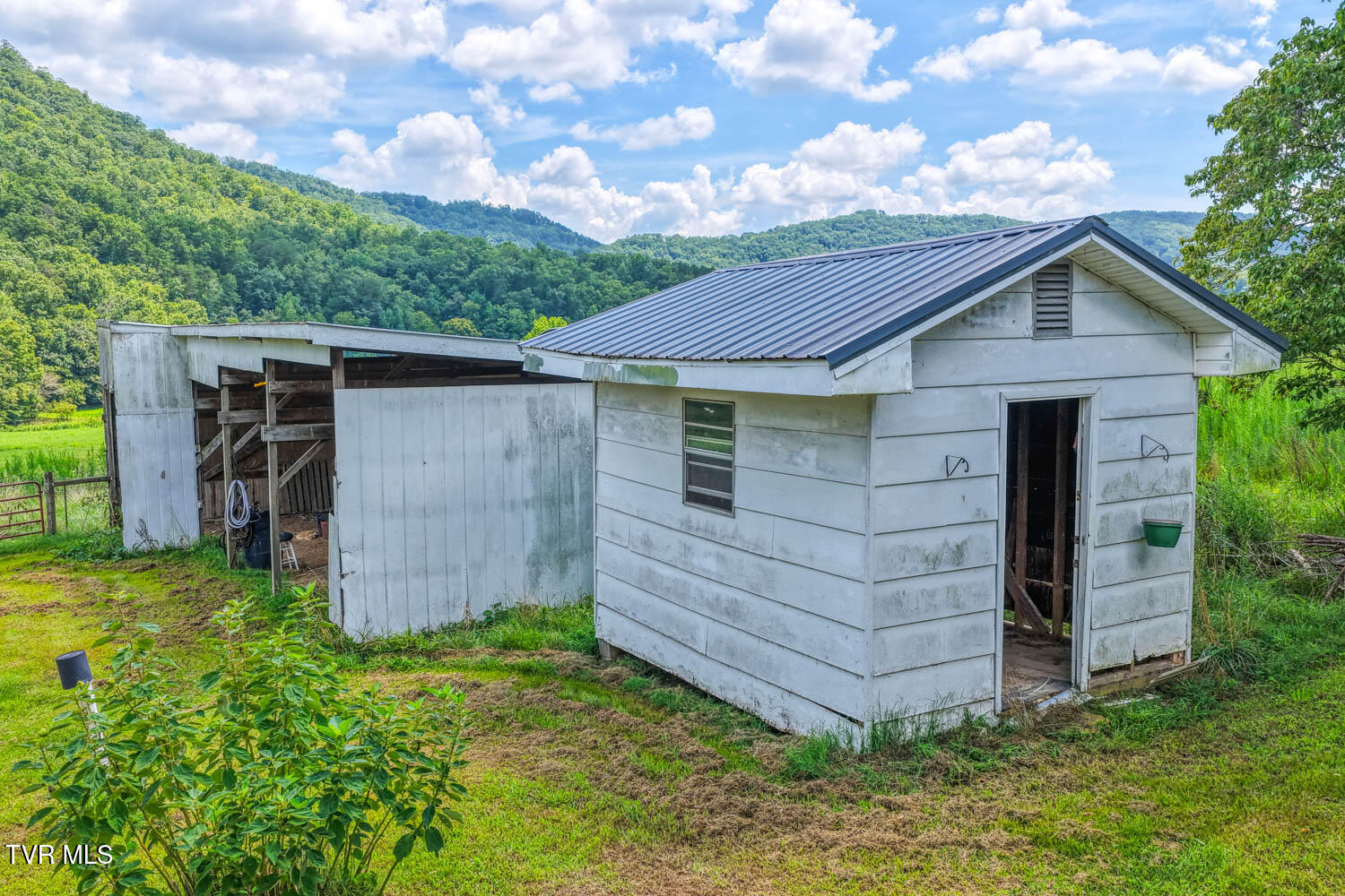 1144 Poor Valley Road Rogersville, TN 37857 - Photo 6 of 113 1144 Poor V. Rog MLSa (10 of 77)