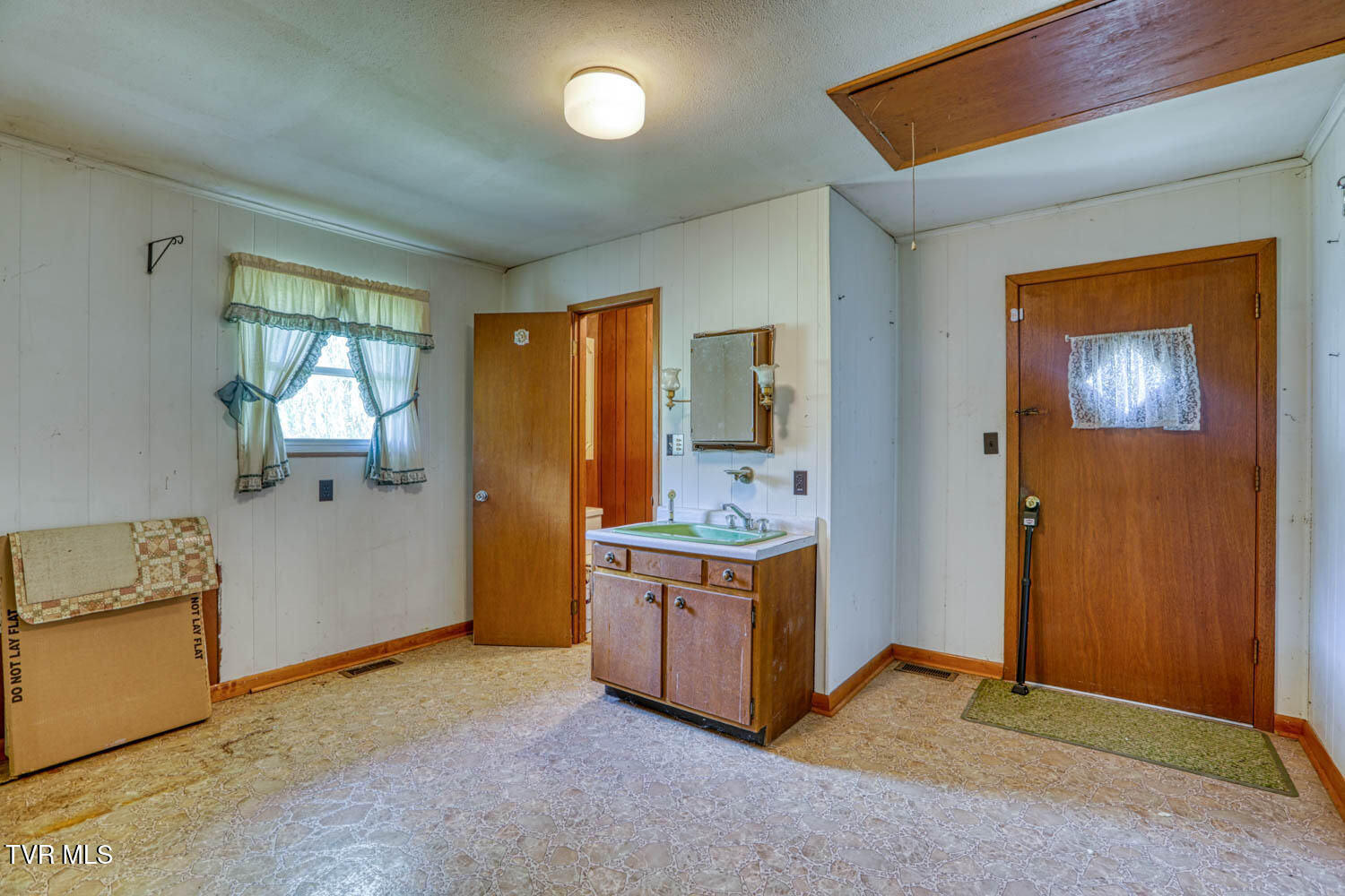 1144 Poor Valley Road Rogersville, TN 37857 - Photo 84 of 113 1144 Poor V. Rog MLSb (10 of 36)