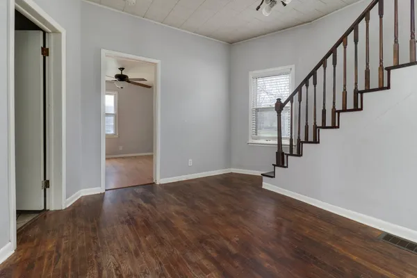 $119,900 | 701 East Buchanan Street, Bloomington, IL 61701