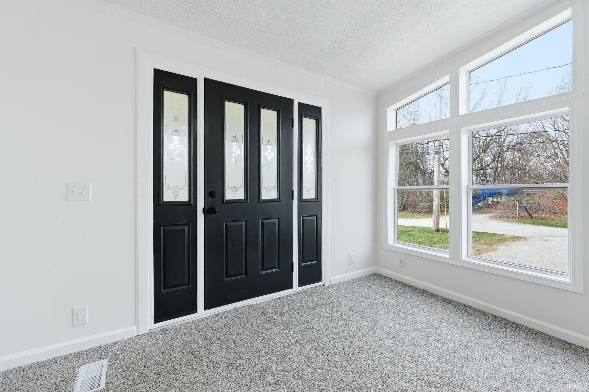 7108 Wadington Road Fort Wayne, IN 46818 - Photo 10 of 36
