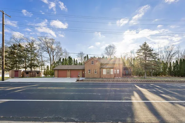 $399,900 | 46652 River Street, La Crescent, MN 55947