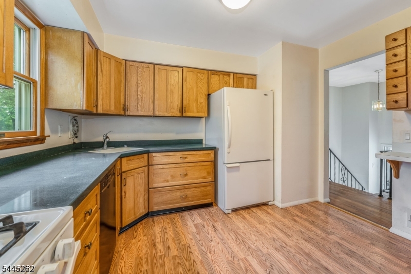 1065 Papen Road Bridgewater, NJ 08807 - Photo 9 of 34