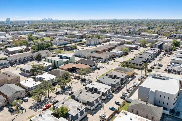 $509,000 | 2912 Houma Boulevard, Metairie, LA 70006