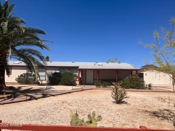 $335,000 | 23152 West Staghorn Lane, Congress, AZ 85332