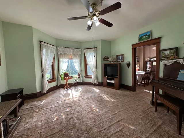 $129,900 | 102 Buckingham Street, Hardwick, MN 56134