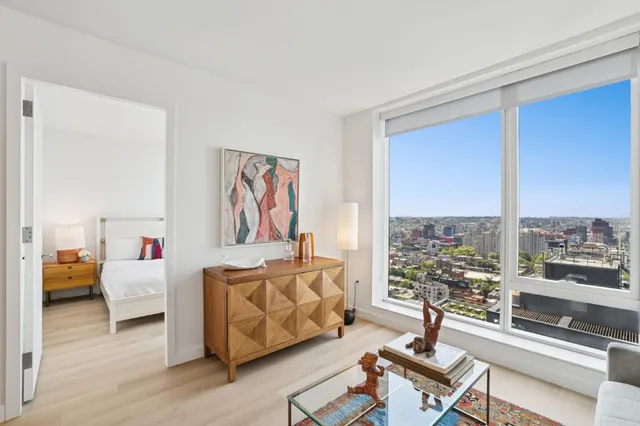 $4,750 | 17 Hanover Place, Unit 25E | Downtown Brooklyn