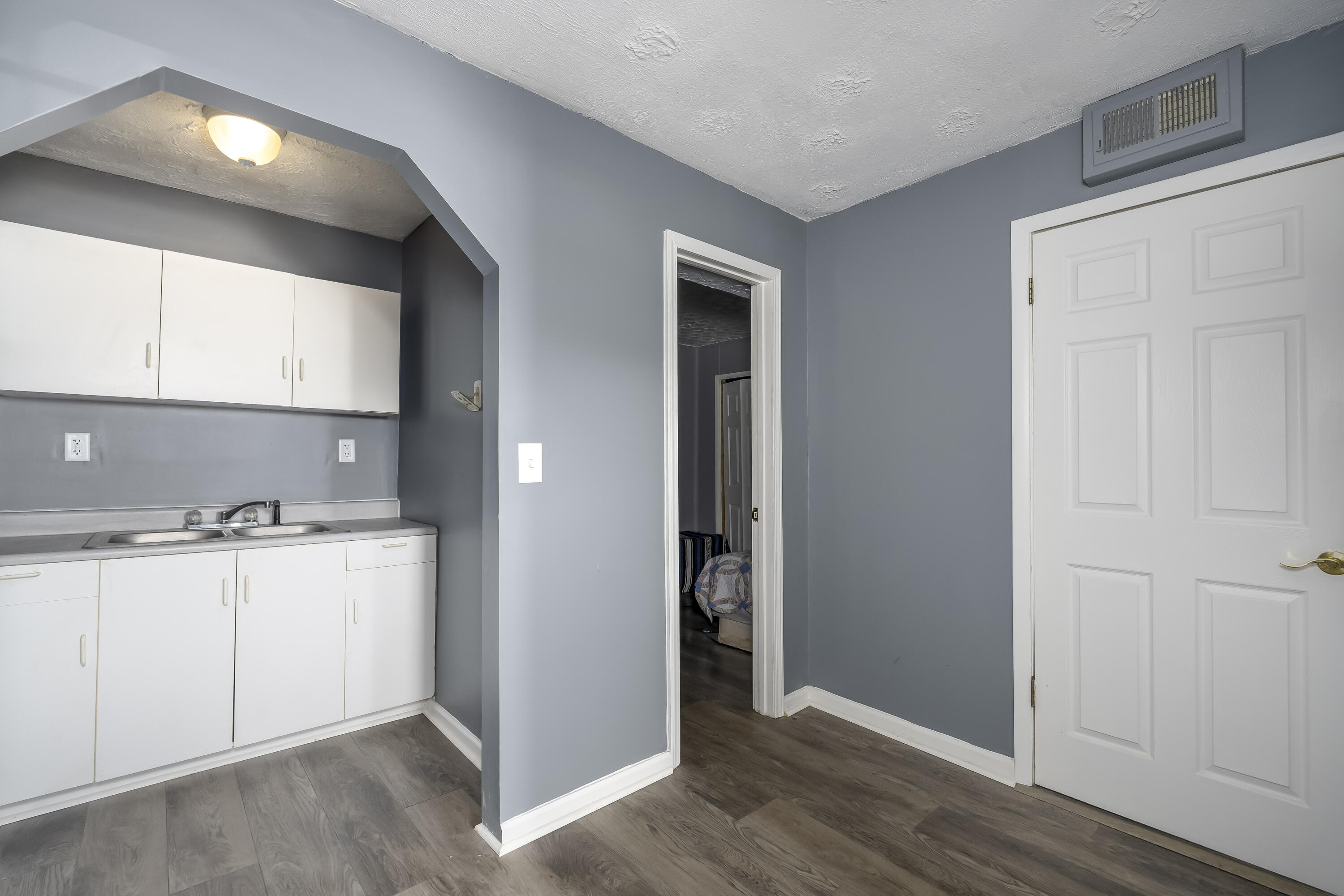 3832 Autumn Road Elsmere, KY 41018 - Photo 13 of 21 Gallery Image 13