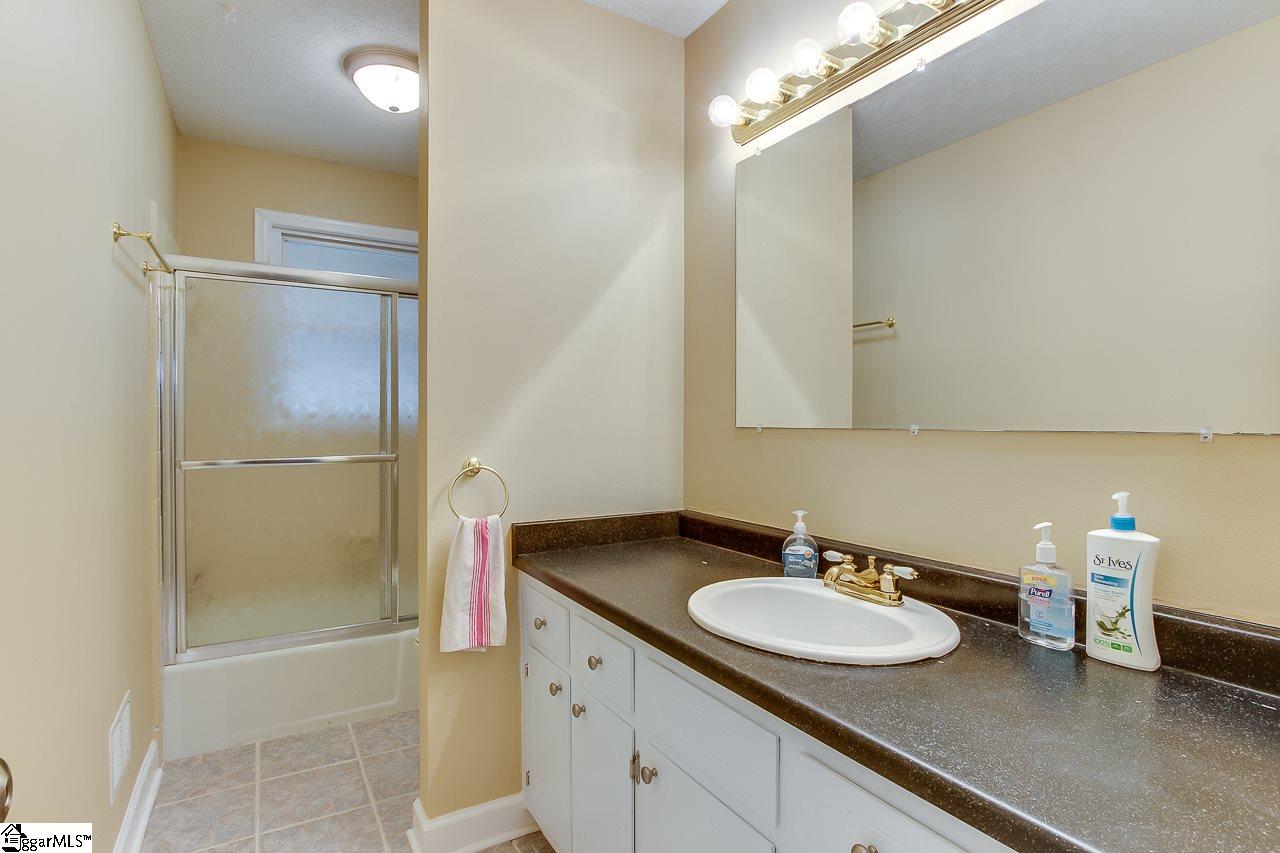 329 Williams Road Travelers Rest, SC 29690 - Photo 16 of 20 Gallery Image 16