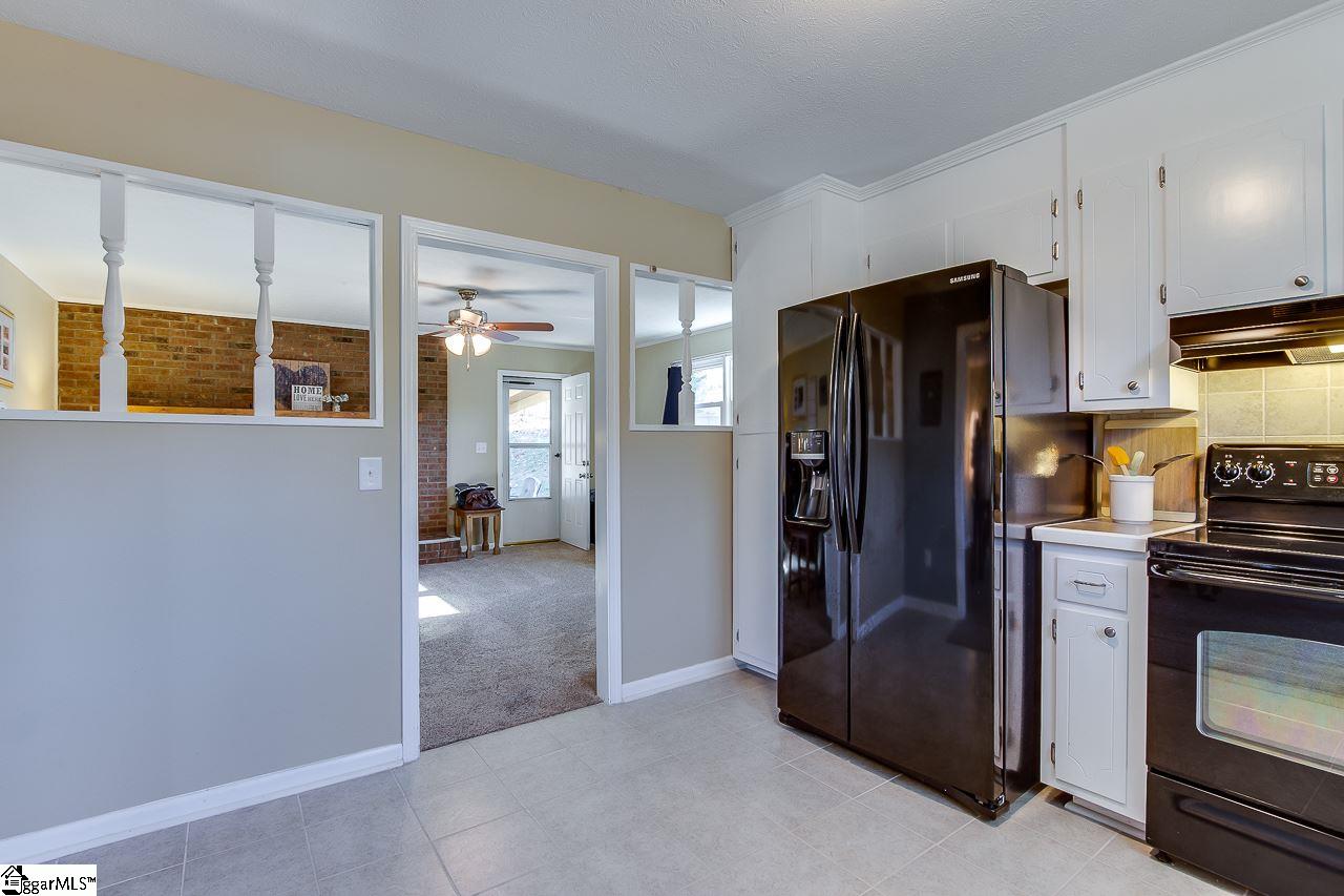 329 Williams Road Travelers Rest, SC 29690 - Photo 7 of 20 Gallery Image 7