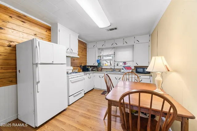 $100,000 | 800 South Washington Street, Abbeville, LA 70510