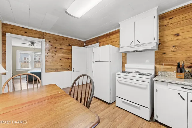 $100,000 | 800 South Washington Street, Abbeville, LA 70510