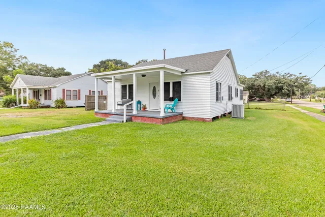 $100,000 | 800 South Washington Street, Abbeville, LA 70510