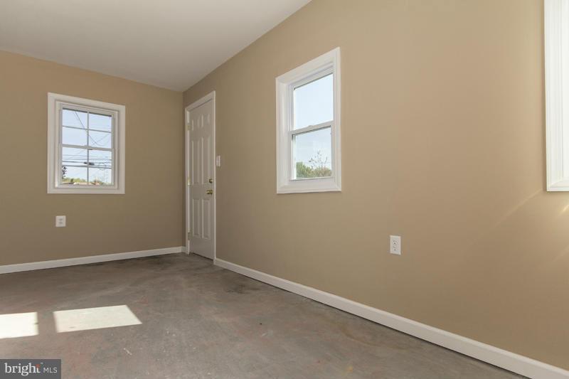 9773 Bird River Road Middle River, MD 21220 - Photo 23 of 30 Sunroom