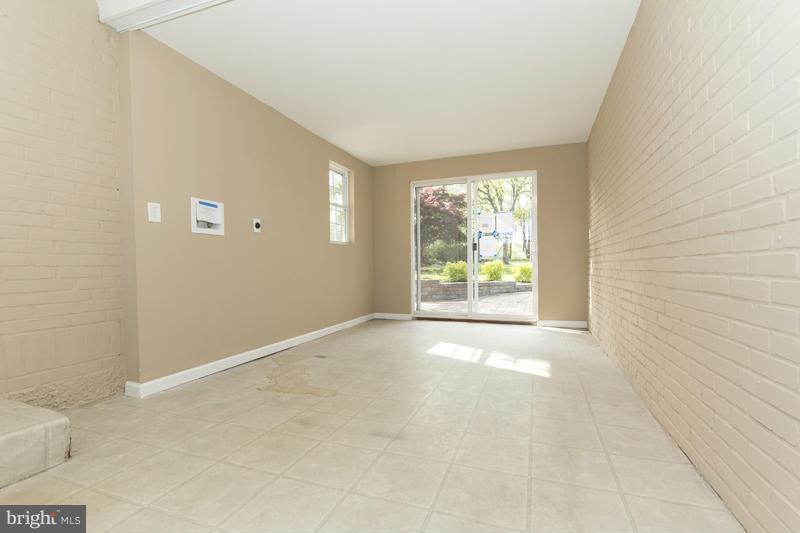 9773 Bird River Road Middle River, MD 21220 - Photo 26 of 30 Enclosed breezeway/laundry