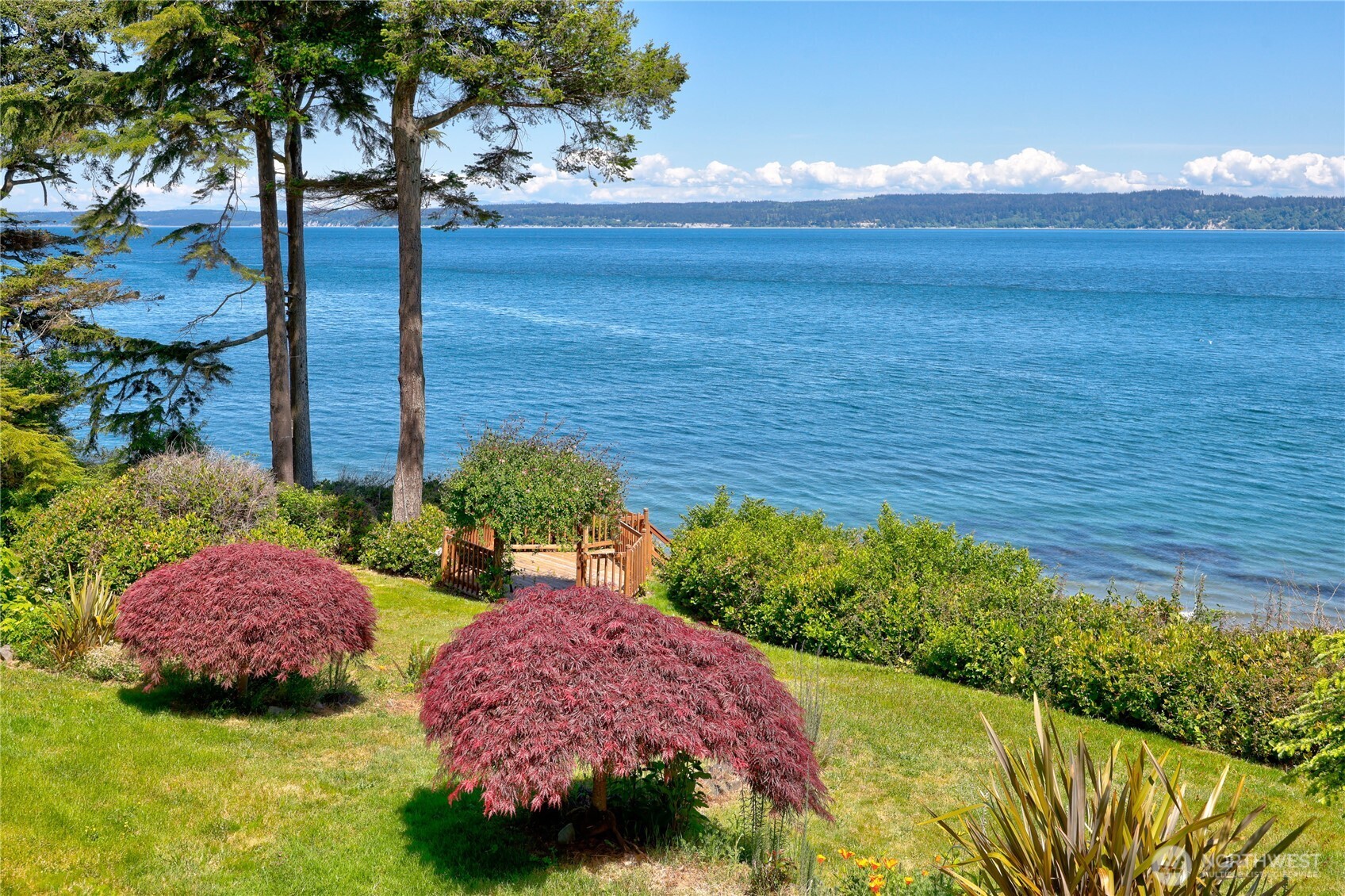 252 Jansen Road Nordland, WA 98358 - Photo 22 of 40 a view of an outdoor space and an ocean view